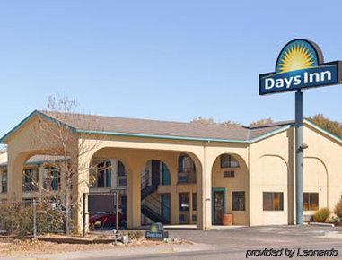 Days Inn By Wyndham Espanola Exterior photo